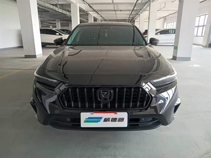 Фото 2 - Honda Inspire