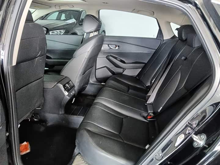 Фото 9 - Honda Inspire