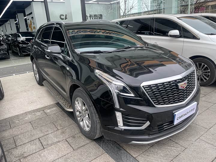 Фото 2 - Cadillac XT5