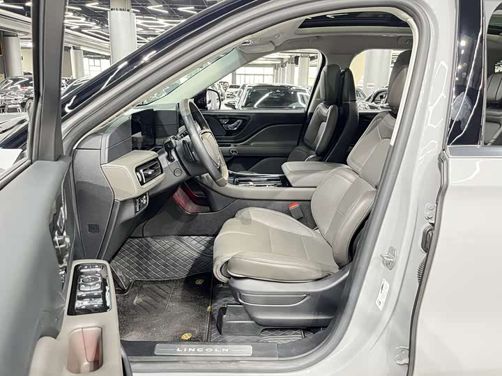 2024 Lincoln Aviator