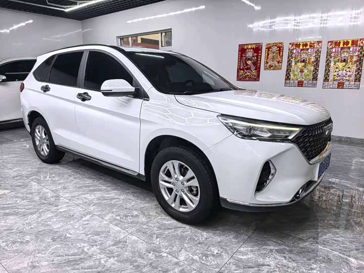 Photo 2 - Haval M6