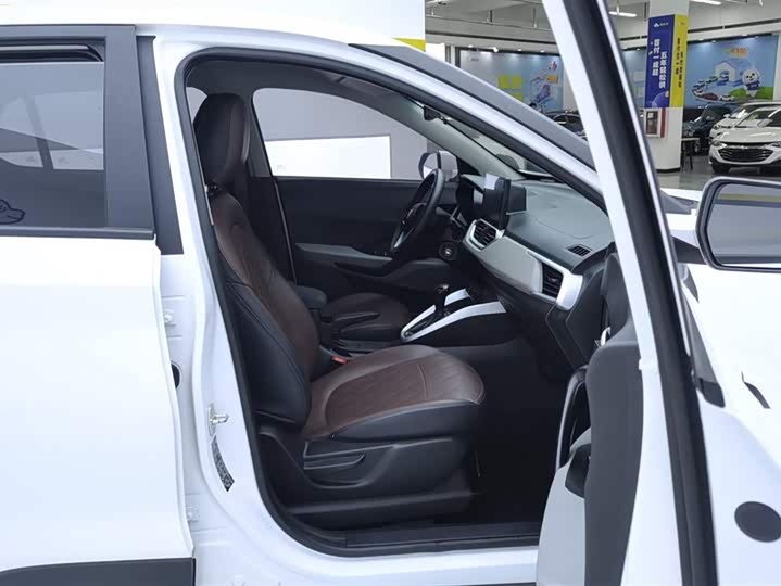 Baojun 510 2021 2021款 1.5L CVT劲享型