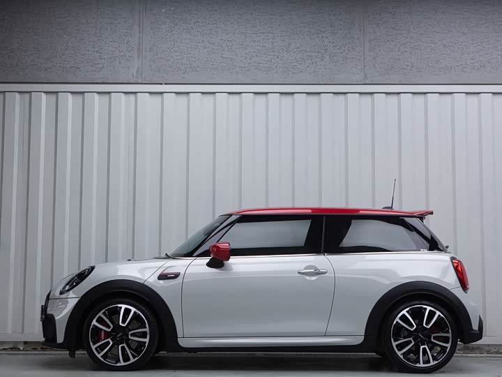 Mini Mini JCW 2022 2022款 2.0T JOHN COOPER WORKS ALL-IN