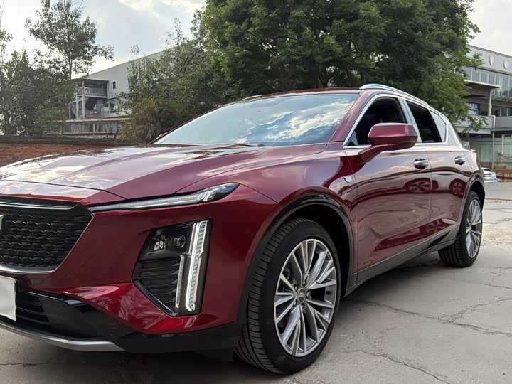 Cadillac GT4 2023 2023款 25T 豪华型