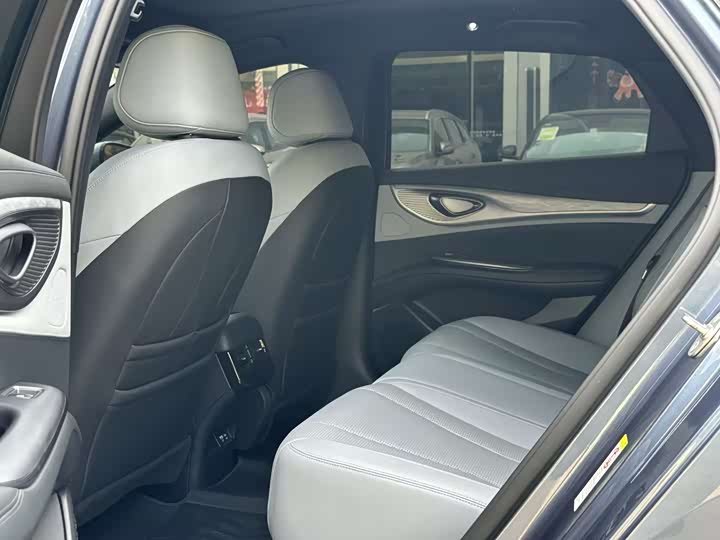 Фото 9 - BYD Seal