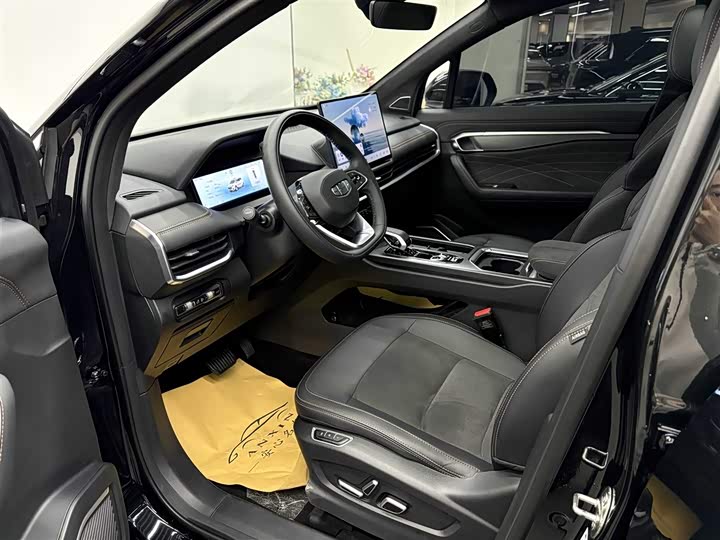 Geely Okavango L 2025 2025款 2.0T DCT尊享款