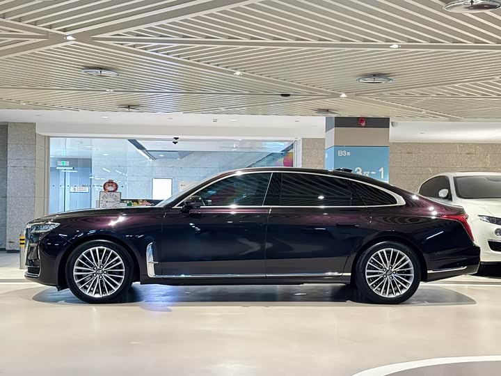 Фото 7 - Hongqi H9