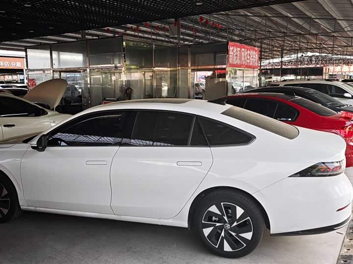 Volkswagen Sagitar L 2026 2026款 L 300TSI DSG 精英型