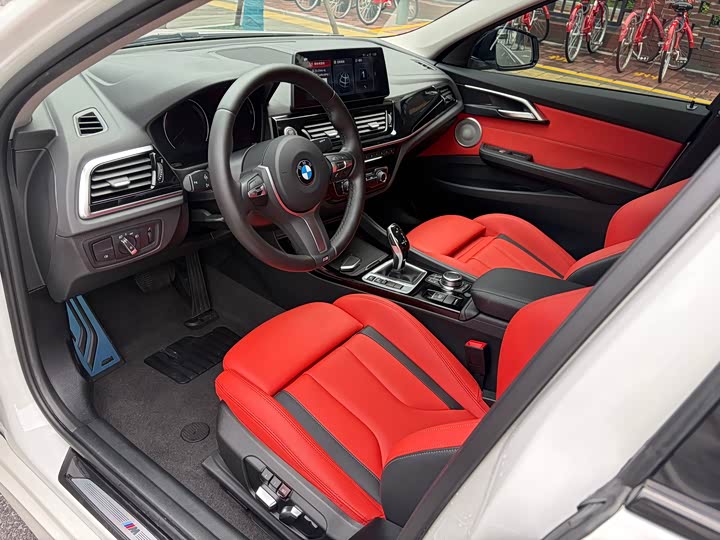 BMW 1 Series 2023 2023款 125i M运动曜夜版