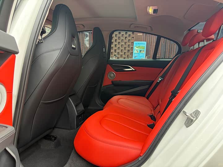 BMW 1 Series 2023 2023款 125i M运动曜夜版