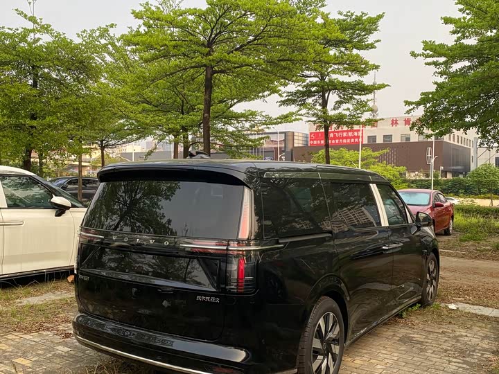 Volvo EM90 2025 2025款 Ultra 六座