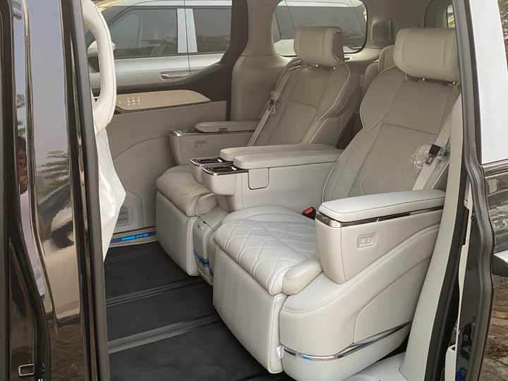 Volvo EM90 2025 2025款 Ultra 六座