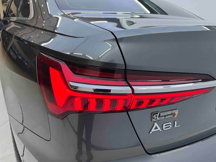 Zdjęcie 5 - Audi A6L