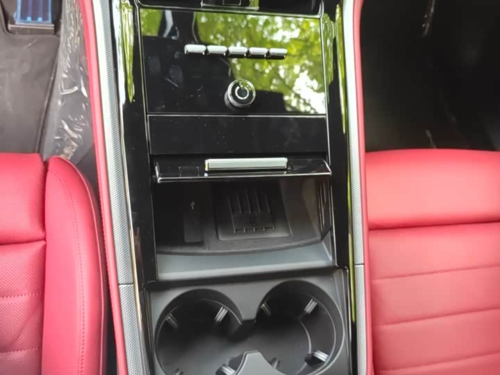 Фото 9 - Porsche Panamera