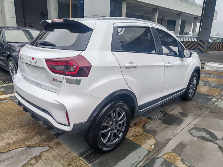 Geely Vision X3 2021 2021款 PRO 1.5L CVT尊贵型