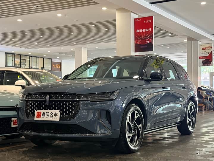 Lincoln Nautilus 2025 2025款 2.0T 四驱尊逸混动版