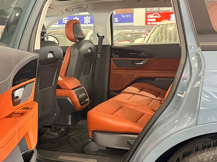Lincoln Nautilus 2025 2025款 2.0T 四驱尊逸混动版