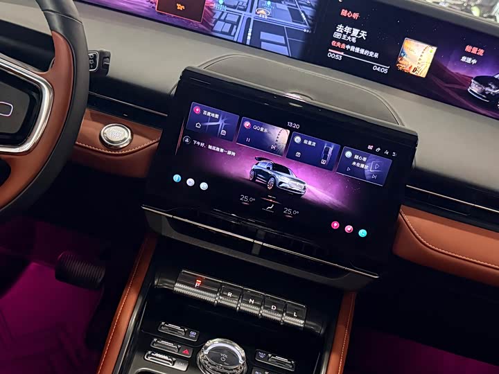 Lincoln Nautilus 2025 2025款 2.0T 四驱尊逸混动版