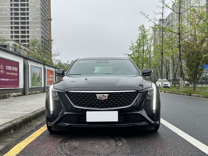 Фото 1 - Cadillac CT5