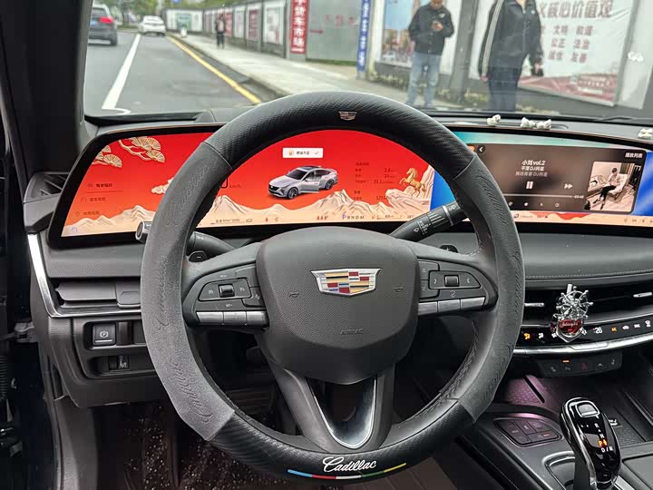 Фото 9 - Cadillac CT5