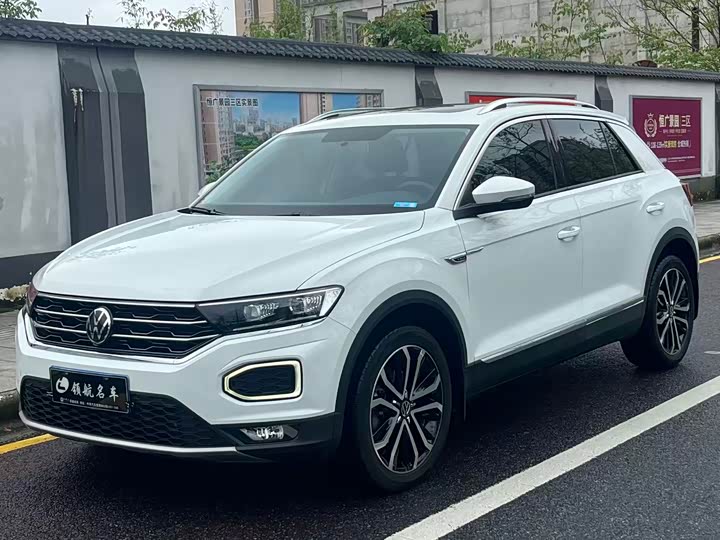 Фото 2 - Volkswagen T-Roc