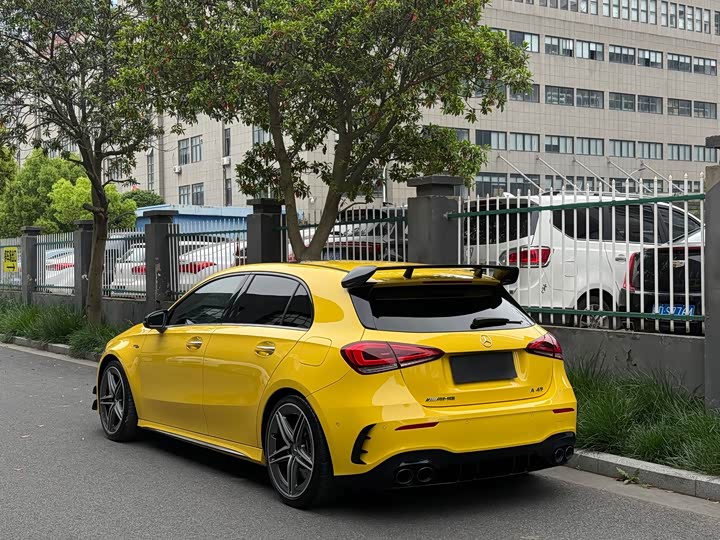 Zdjęcie 4 - Mercedes-Benz A-Class AMG
