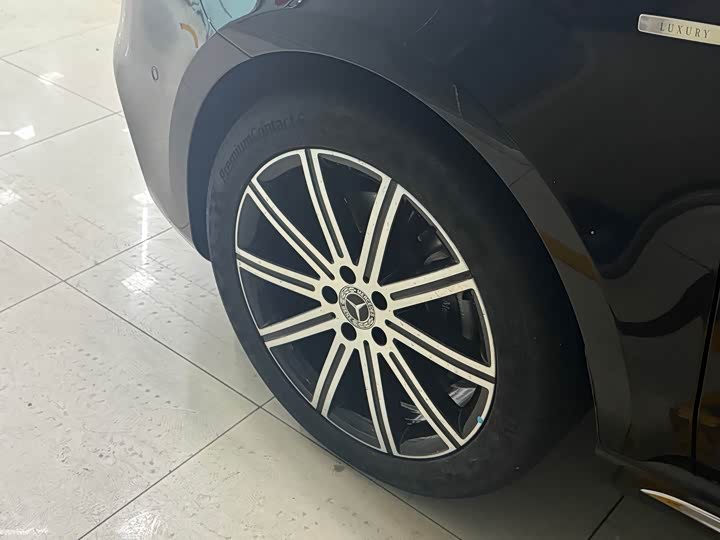 Mercedes-Benz V-Class 2022 2022款 V 260 L 长轴距豪华版