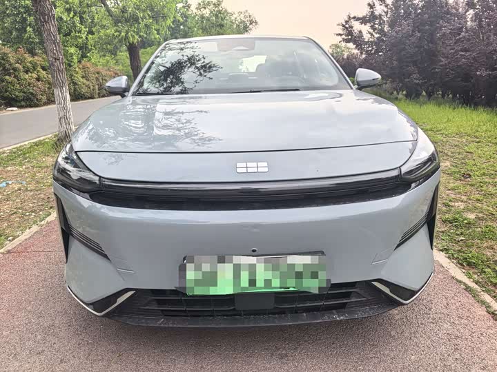 Geely Galaxy L6 2025 2025款 EM-i 140km 探索+版