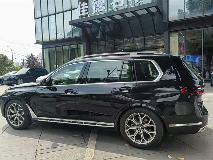 BMW X7 2024 2024款 xDrive40i 领先型豪华套装