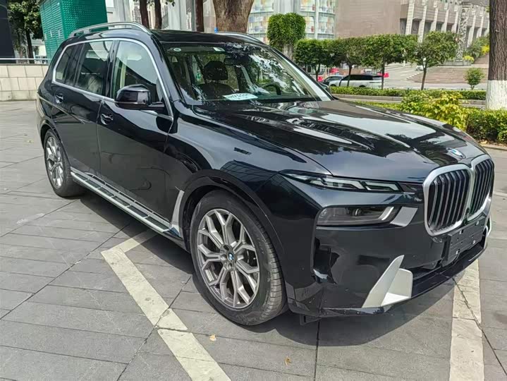 BMW X7 2024 2024款 xDrive40i 领先型豪华套装