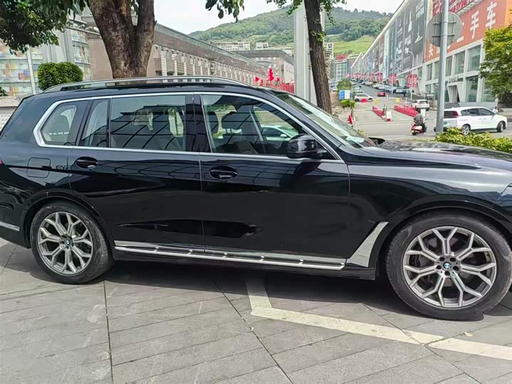 BMW X7 2024 2024款 xDrive40i 领先型豪华套装