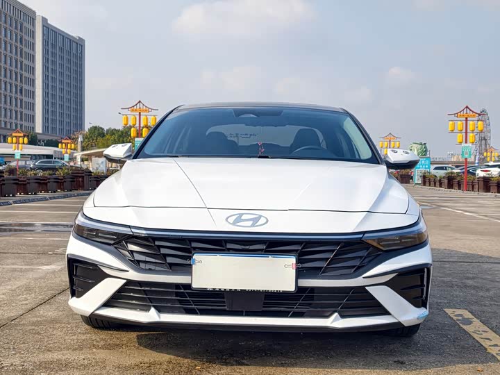 Hyundai Elantra N line 2023 2023款 1.5L CVT LUX尊贵版