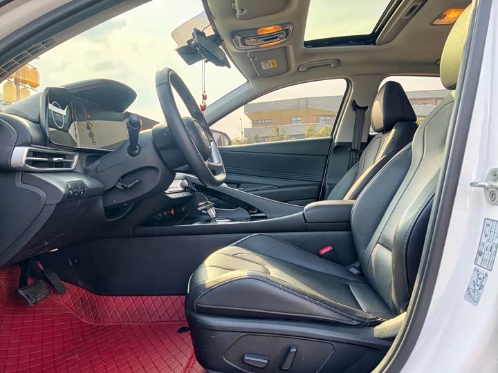 Hyundai Elantra N line 2023 2023款 1.5L CVT LUX尊贵版