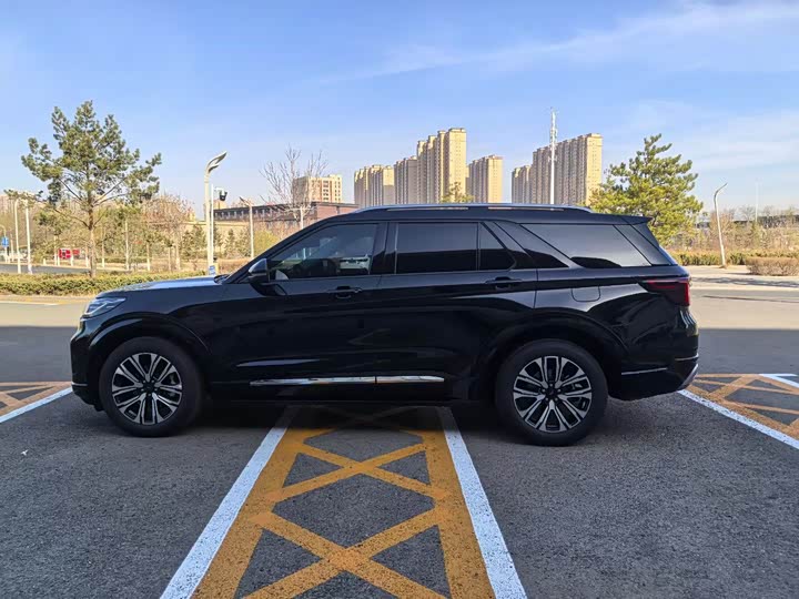 Ford Explorer 2024 2024款 2.3T EcoBoost 四驱钛金版 6座