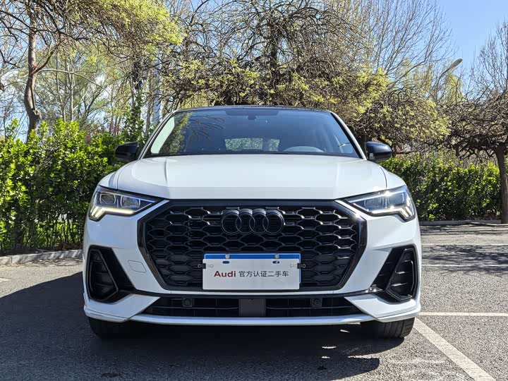 Фото 2 - Audi Q3 Sportback