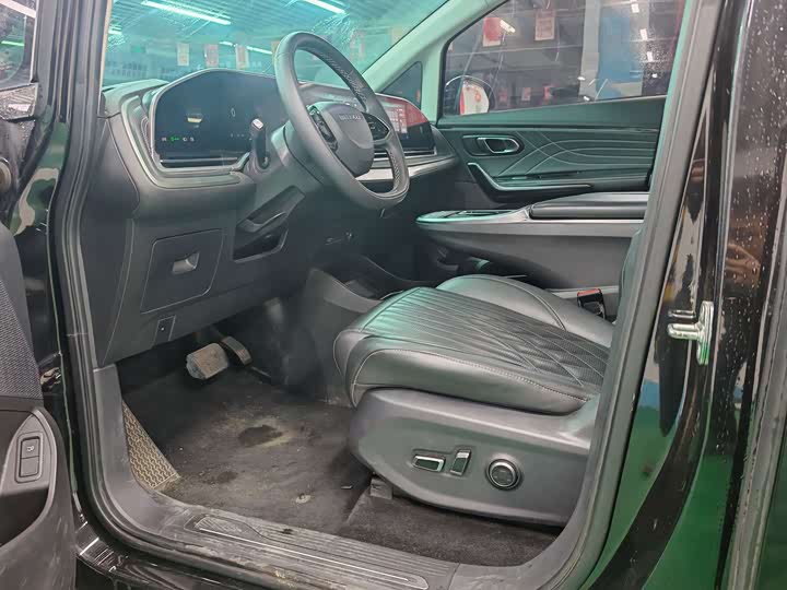 Maxus G90 2022 2022款 2.0T 星云七座版