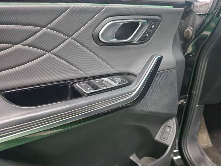 Maxus G90 2022 2022款 2.0T 星云七座版