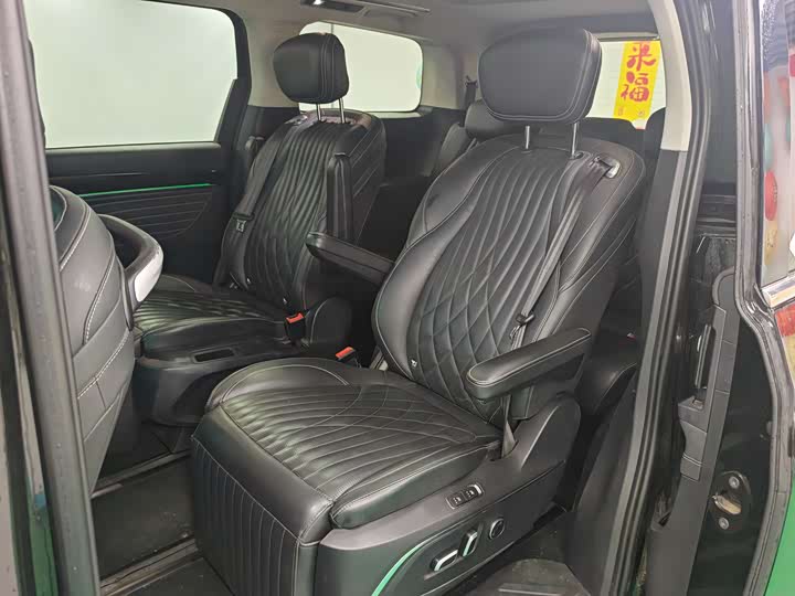 Maxus G90 2022 2022款 2.0T 星云七座版