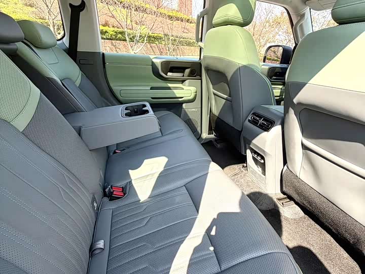 BAIC Beijing BJ40 Hybrid 2025 2025款 进阶版