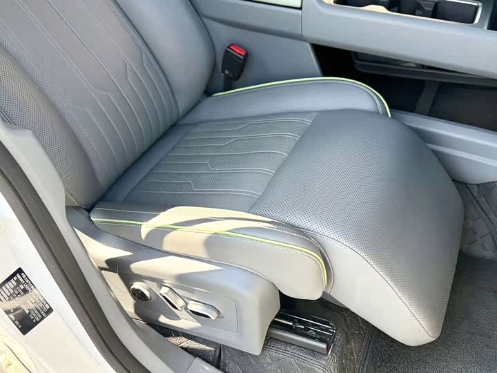 BAIC Beijing BJ40 Hybrid 2025 2025款 进阶版