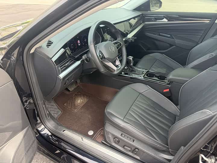 Фото 5 - Volkswagen Passat