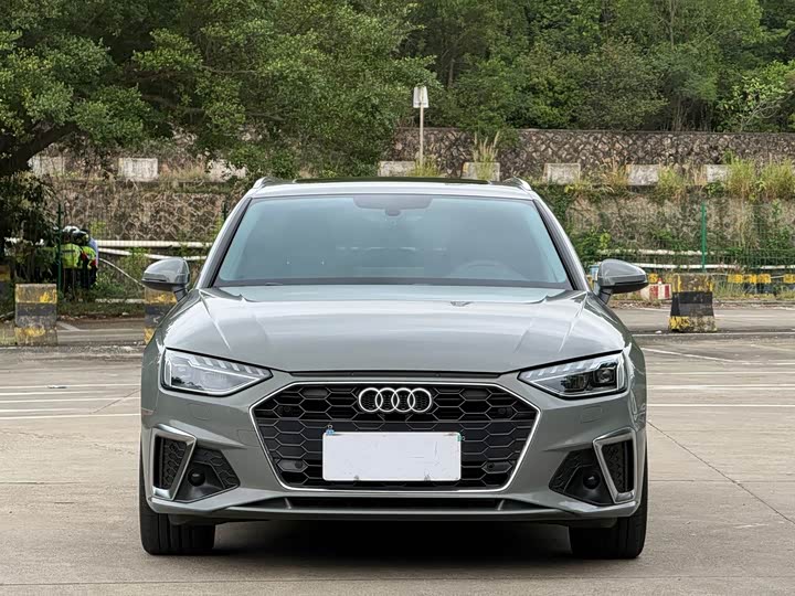 Audi A4 2021 2021款 Avant 40 TFSI 先锋派星辰版