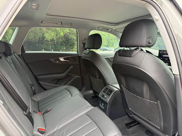 Audi A4 2021 2021款 Avant 40 TFSI 先锋派星辰版