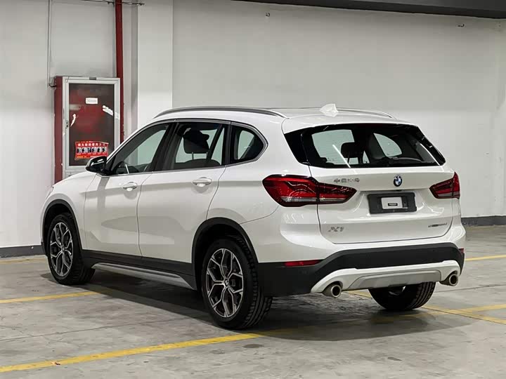 Zdjęcie 4 - BMW X1