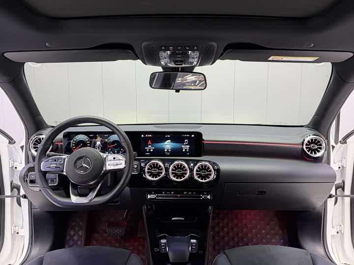 Photo 8 - Mercedes-Benz A-Class