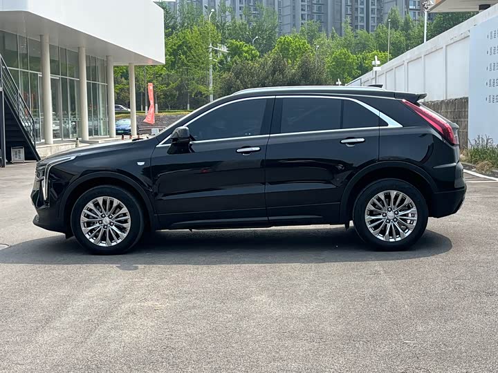 Cadillac XT4 2024 2024款 28T 两驱豪华型