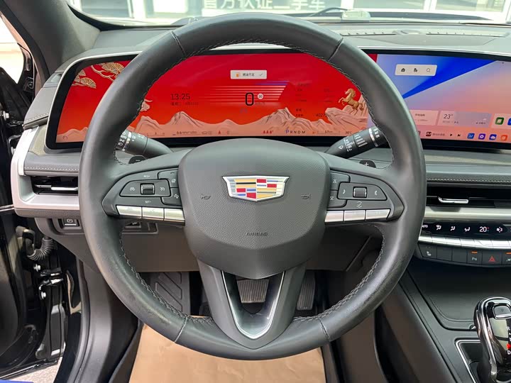 Cadillac XT4 2024 2024款 28T 两驱豪华型