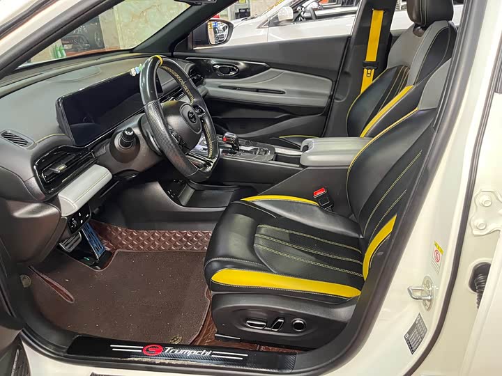 GAC Trumpchi Empow R 2021 2021款 270T DCT J16版