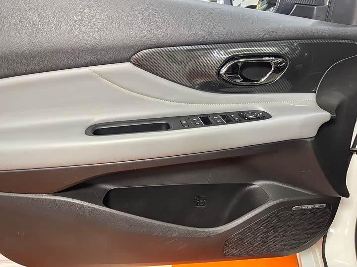 GAC Trumpchi Empow R 2021 2021款 270T DCT J16版