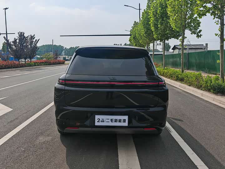 LiXiang L8 2025 2025款 Max 智能焕新版